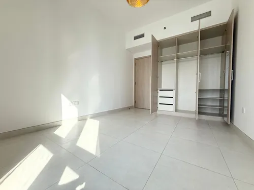 2 Bedrooms Apartment in Creekside 18 A