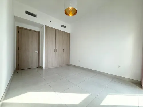 2 Bedrooms Apartment in Creekside 18 A