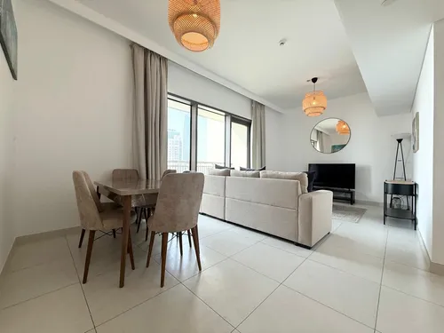 2 Bedrooms Apartment in Creekside 18 A