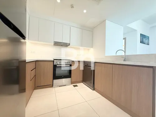 Burj and waterfront view | Creekside | Unfurnished