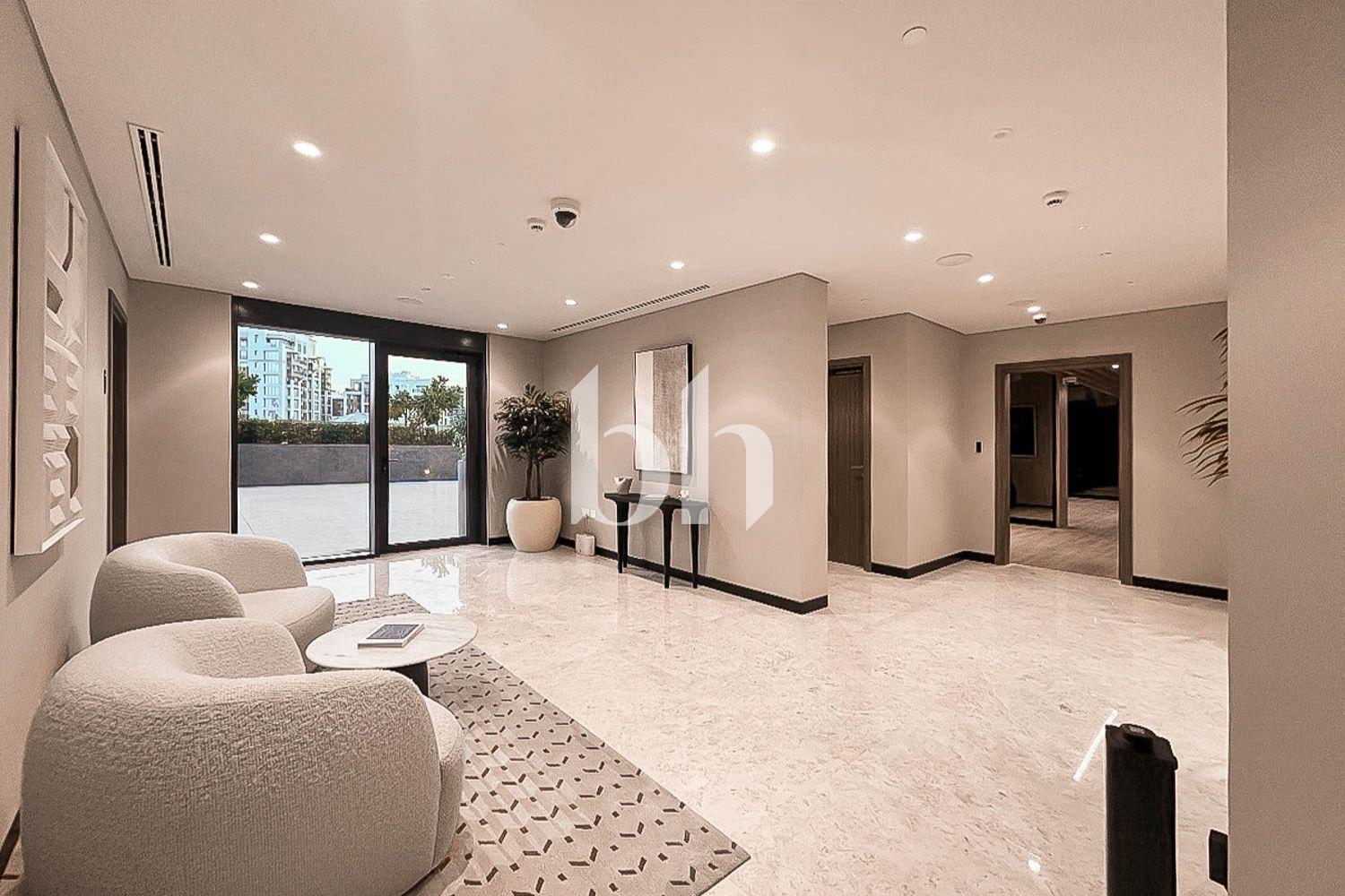 Breathtaking Waterfront View | High Floor | Vacant