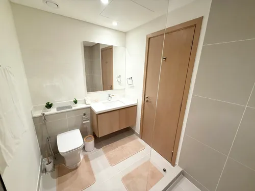 2 Bedrooms Apartment in Island Park 1