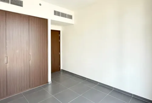 1 Bedroom Apartment in Creek Edge Tower 1