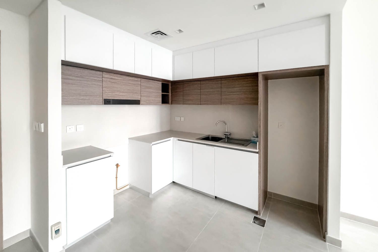 1 Bedroom Apartment in Creek Edge Tower 2