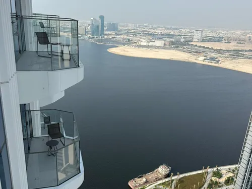 3 Bedrooms Apartment in Address Harbour Point Tower 2