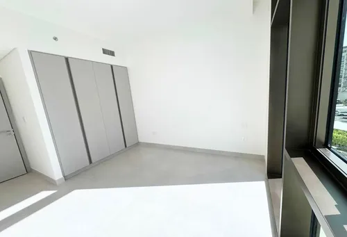 1 Bedroom Apartment in Creek Palace