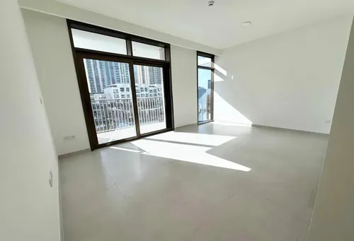 1 Bedroom Apartment in Creek Palace