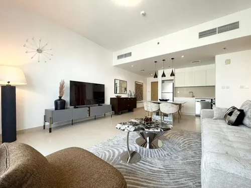 1 Bedroom Apartment in Creek Horizon Tower 1