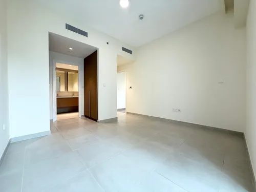 2 Bedrooms Apartment in Breeze Building 3
