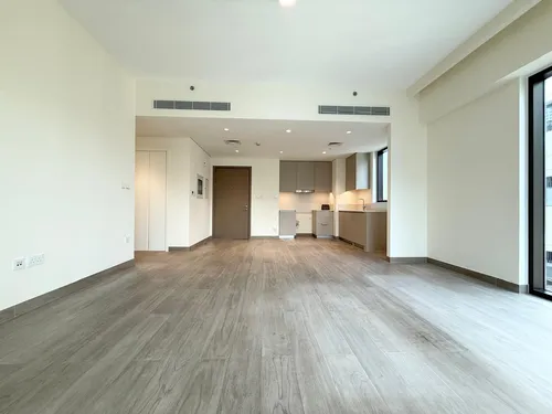 2 Bedrooms Apartment in Breeze Building 3