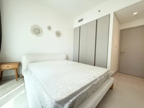 1 Bedroom Apartment in Creek Palace