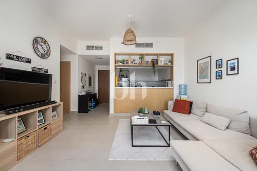 2 Bedrooms Apartment in Creek Rise Tower 1