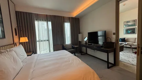 1 Bedroom Hotel Apartment in Address Harbour Point Tower 1