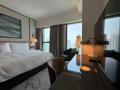 2 Bedrooms Apartment in Address Harbour Point Tower 2