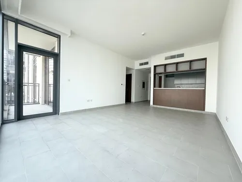 2 Bedrooms Apartment in Creek Rise Tower 1