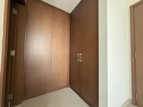 2 Bedrooms Apartment in Creek Rise Tower 1