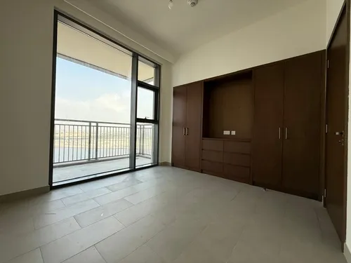 2 Bedrooms Apartment in Creek Rise Tower 1