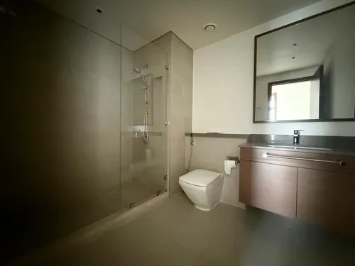 2 Bedrooms Apartment in Creek Rise Tower 1
