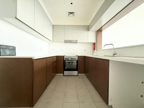 2 Bedrooms Apartment in Creek Rise Tower 1