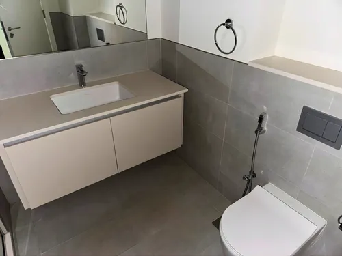 3 Bedrooms Apartment in Breeze Building 3