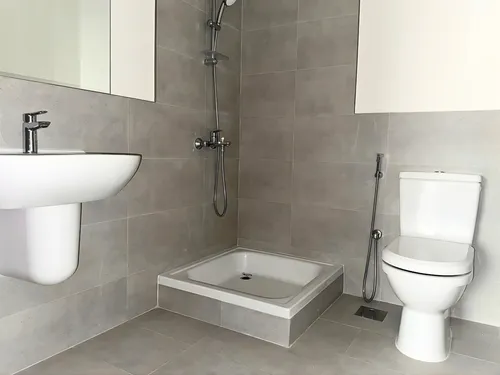 3 Bedrooms Apartment in Breeze Building 3