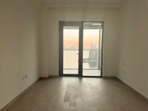 3 Bedrooms Apartment in Breeze Building 3
