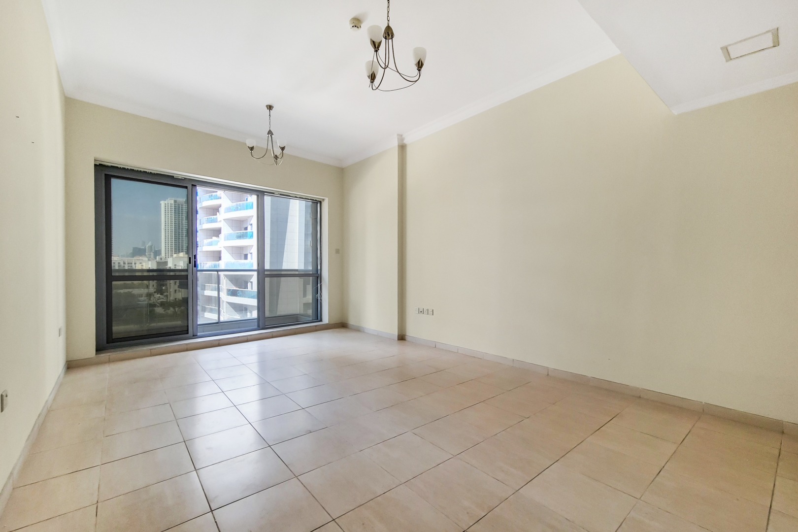 1 Bedroom Apartment in Art 8