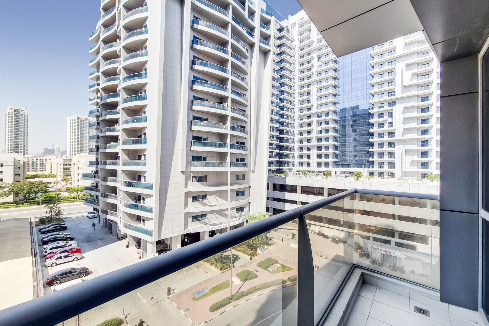 2 Bedrooms Apartment in Art 8