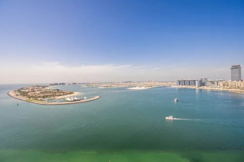 2 Bedrooms Apartment in Beach Isle Tower 1