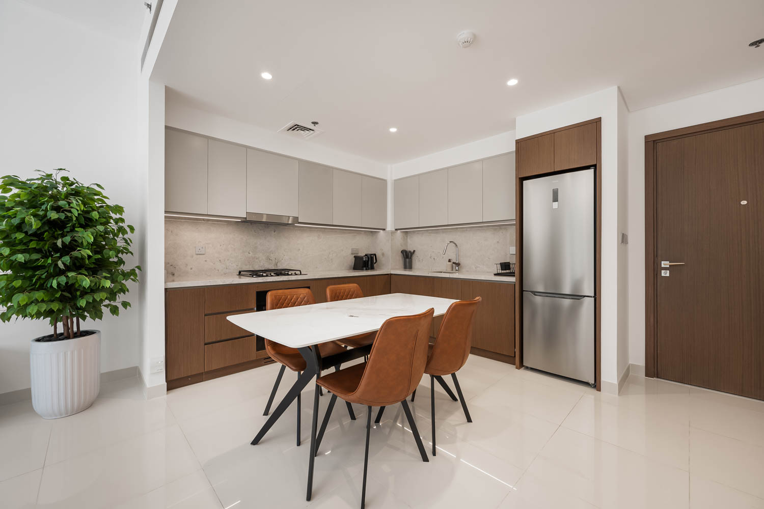 1 Bedroom Apartment in Beach Isle Tower 1