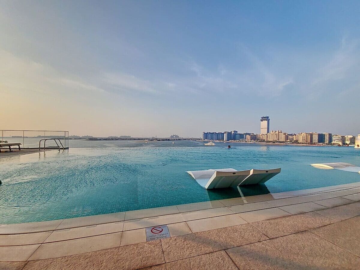 1 Bedroom Apartment in Beach Isle Tower 1