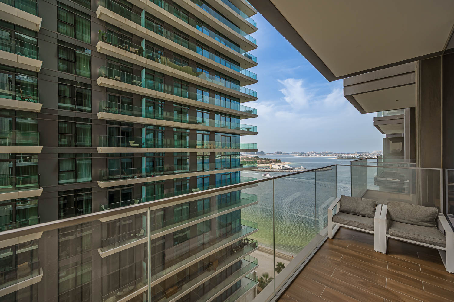 1 Bedroom Apartment in Beach Isle Tower 1