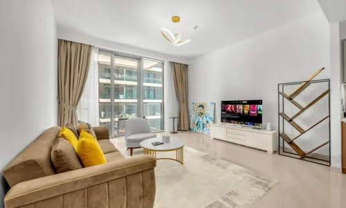 1 Bedroom Apartment in Beach Isle Tower 1