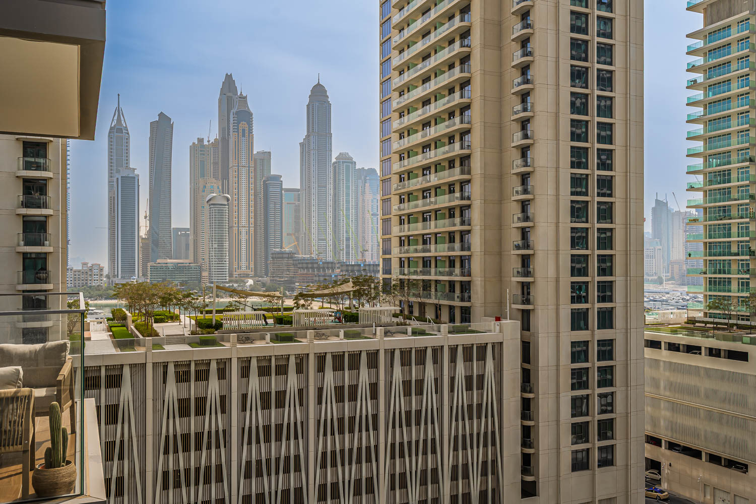 1 Bedroom Apartment in Beach Isle Tower 1