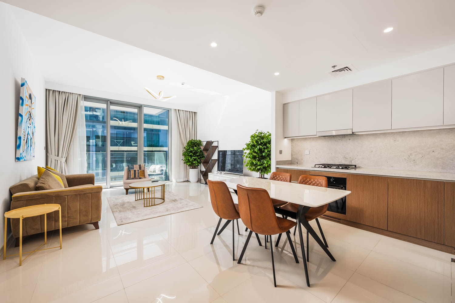 1 Bedroom Apartment in Beach Isle Tower 1