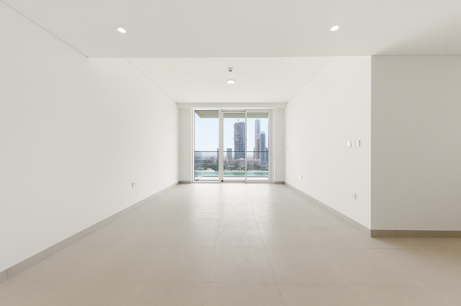 2 Bedrooms Apartment in Beach Mansion Tower 1