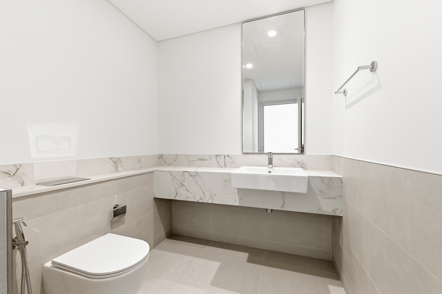 2 Bedrooms Apartment in Beach Mansion Tower 1