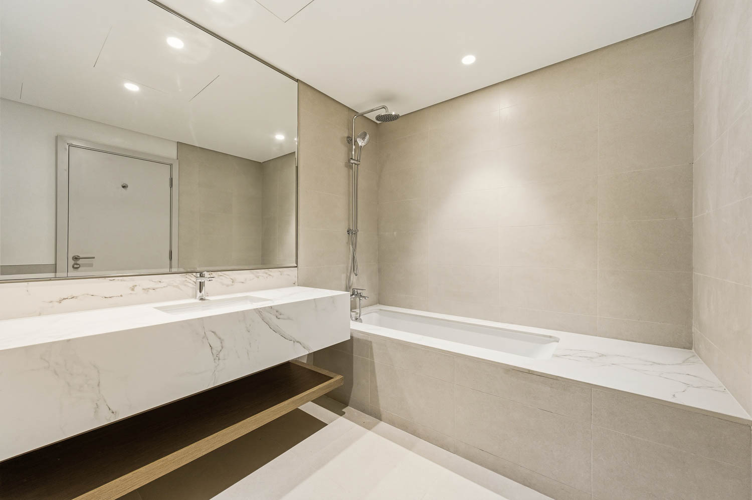 1 Bedroom Apartment in Beach Mansion Tower 1