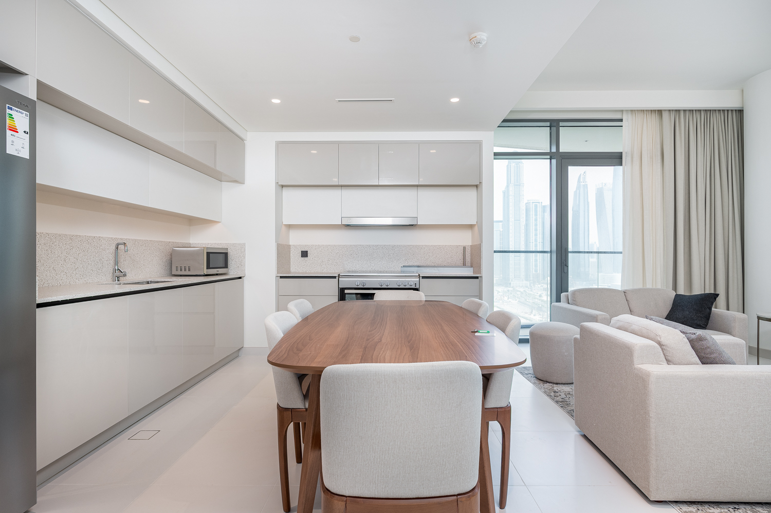 3 Bedrooms Apartment in Marina Vista Tower 1