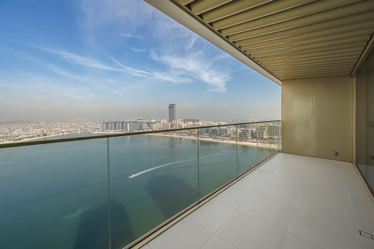 2 Bedrooms Apartment in Grand Bleu Tower 1