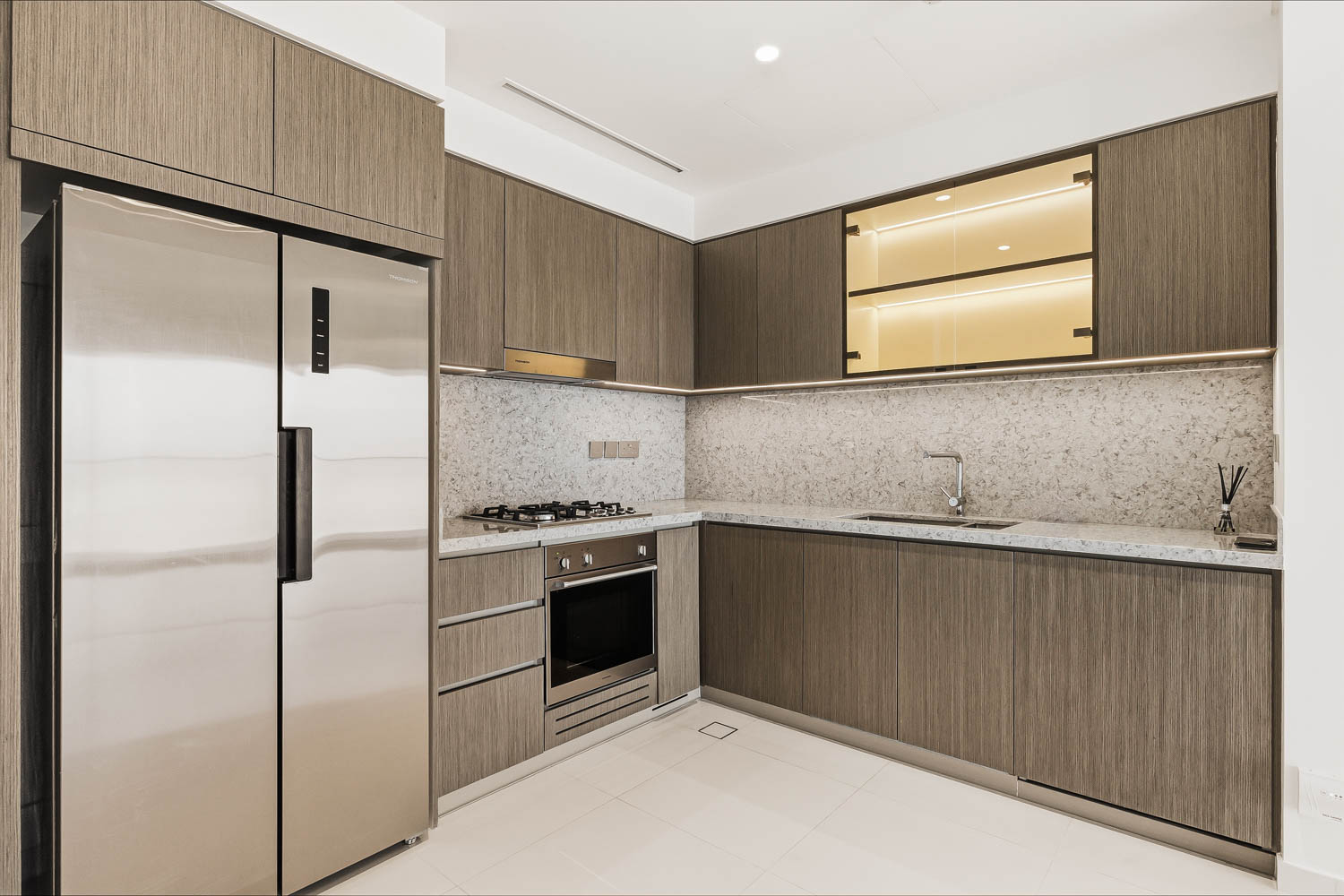 2 Bedrooms Apartment in Grand Bleu Tower 1