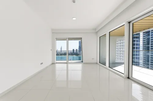 2 Bedrooms Apartment in Grand Bleu Tower 1