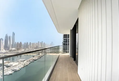 3 Bedrooms Apartment in Palace Beach Residence Tower 1