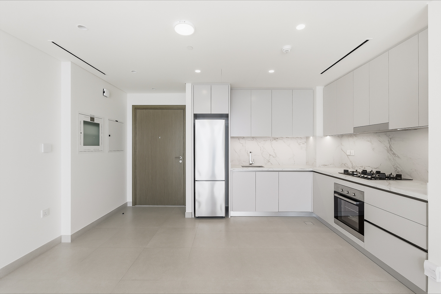 2 Bedrooms Apartment in Beach Mansion Tower 1