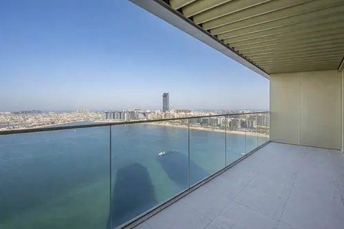 2 Bedrooms Apartment in Grand Bleu Tower 1