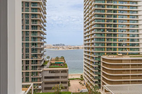 2 Bedrooms Apartment in Beach Mansion Tower 1