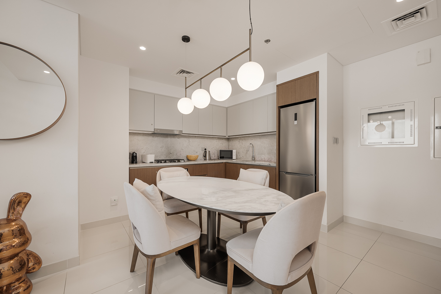 1 Bedroom Apartment in Beach Isle Tower 1