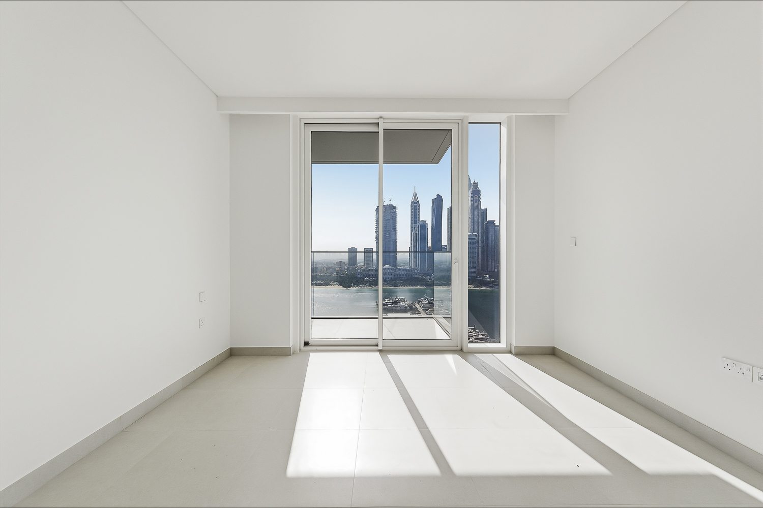 2 Bedrooms Apartment in Beach Mansion Tower 1