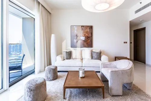 Stunning | High Floor | Marina Views