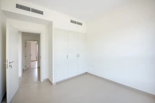 3 Bedrooms Townhouse in Sama Townhouses